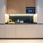 Gran Via Urban By Renthas Hotel