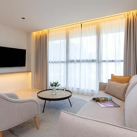 Gran Via Urban By Renthas Hotel *