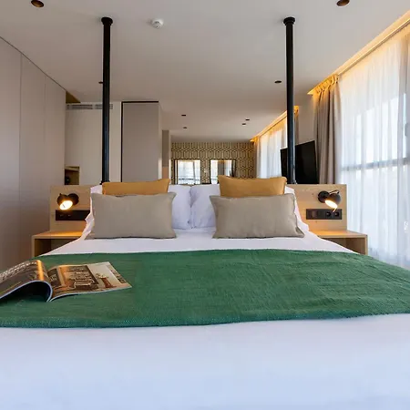 Gran Via Urban By Renthas Hotel